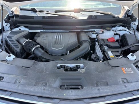 Used 2025 Chevrolet Traverse LT FWD image 27