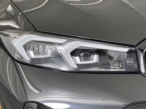 Used 2024 BMW 330e w/ M Sport Package RWD image 10