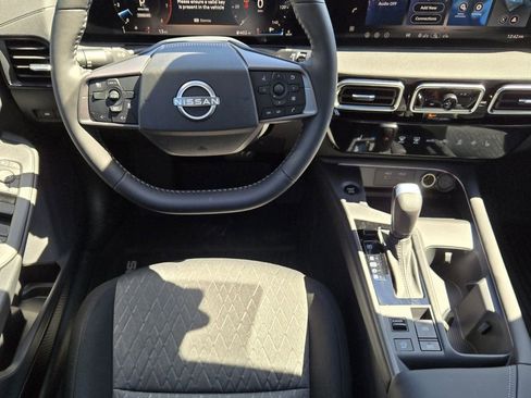 New 2026 Nissan Sentra SV w/ SV Convenience Package FWD image 11