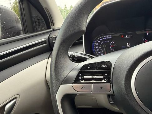Used 2024 Hyundai Tucson SEL FWD image 18