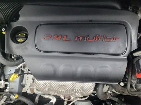 Used 2021 Jeep Renegade Latitude w/ Convenience Group image 30