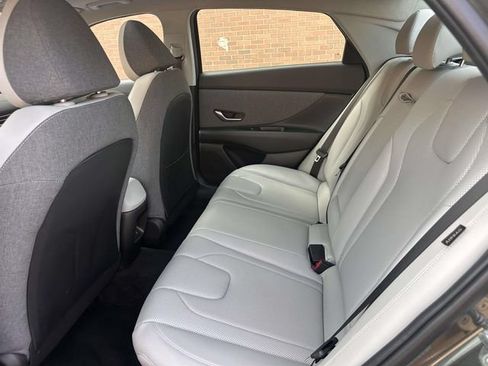 Used 2024 Hyundai Elantra Limited FWD image 20