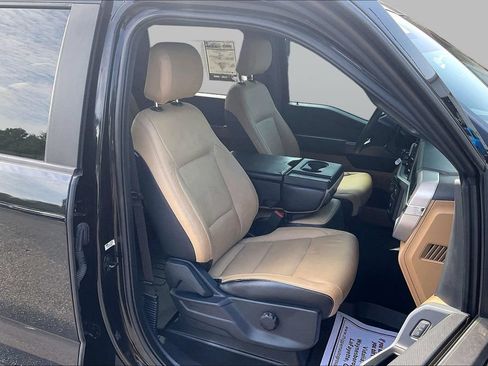 Used 2023 Ford F150 XLT AWD/4WD image 7