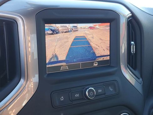 Certified 2024 Chevrolet Silverado 2500 Custom w/ Custom Value Package image 18