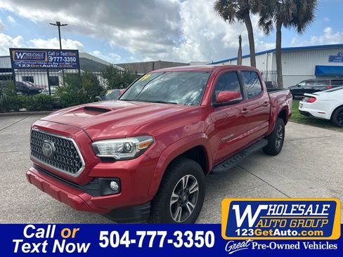 Used 2019 Toyota Tacoma TRD Sport image 1
