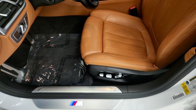 Used 2019 BMW 740i w/ M Sport Package RWD image 47