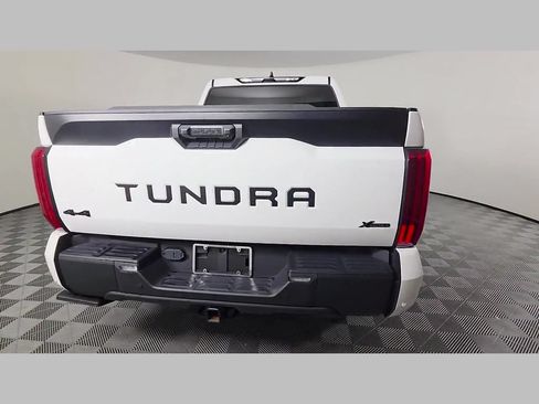 Used 2024 Toyota Tundra SR5 w/ SR5 Premium Package AWD/4WD image 43