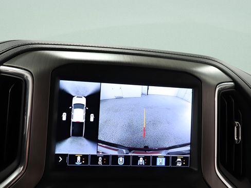 Used 2022 GMC Sierra 2500 Denali AWD/4WD image 13