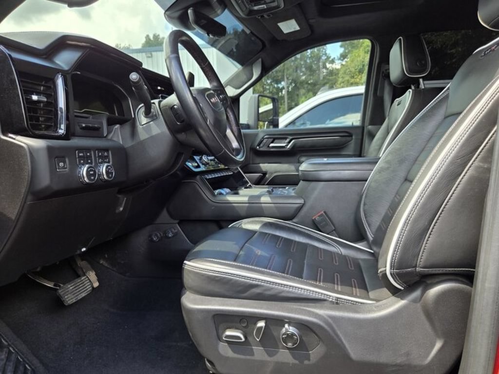 Used 2025 GMC Sierra 2500 AT4X AWD/4WD image 5