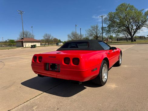 Used 1995 Chevrolet Corvette Convertible RWD image 38