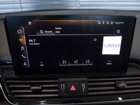Certified 2025 Audi Q5 2.0T Premium AWD/4WD image 23