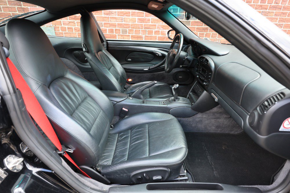 Used 2002 Porsche 911 GT3 RS image 9
