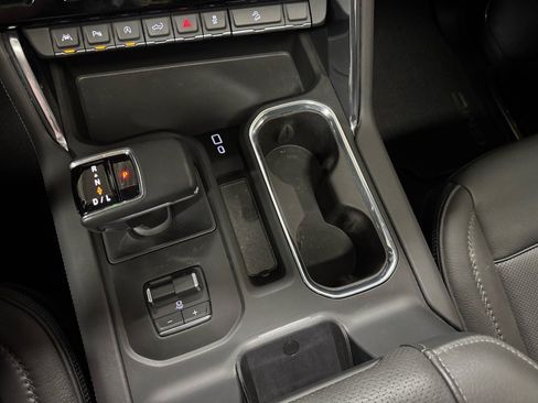 Used 2025 GMC Sierra 1500 Denali w/ Denali Reserve Package image 22