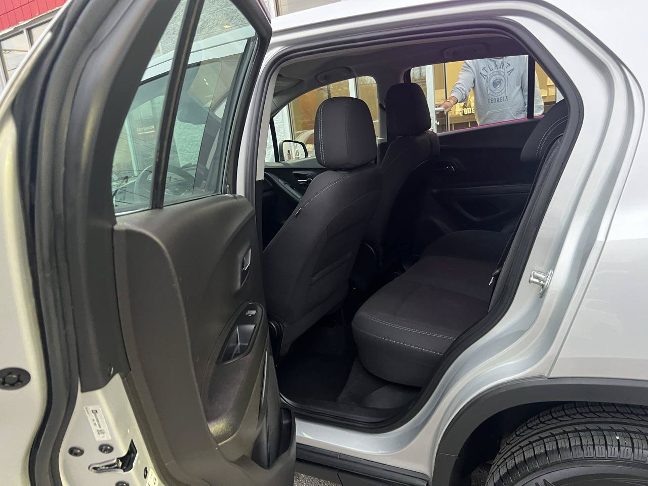 Used 2015 Chevrolet Trax LS AWD/4WD image 14