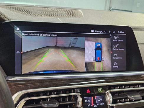 Used 2019 BMW X7 xDrive40i w/ Premium Package AWD/4WD image 32