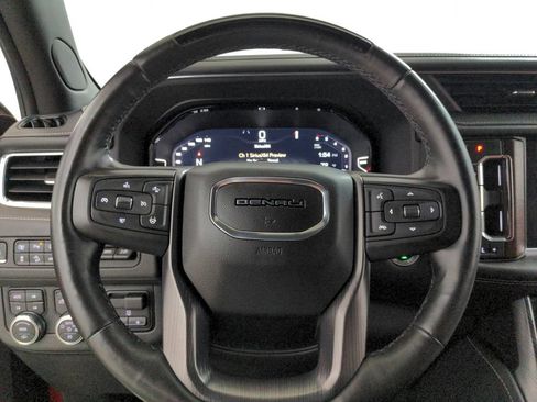 Used 2023 GMC Yukon XL Denali Ultimate AWD/4WD image 18