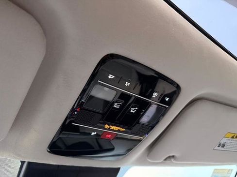 Used 2025 Hyundai Santa Fe Calligraphy image 24