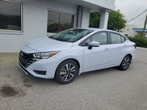 Certified 2025 Nissan Versa SV w/ Trunk Package FWD image 11