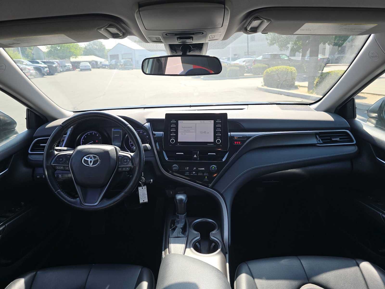 Used 2021 Toyota Camry SE FWD image 18