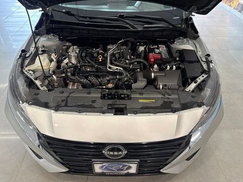 Used 2024 Nissan Altima 2.5 SV FWD image 51