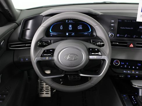 Certified 2026 Hyundai Elantra Sport FWD image 21