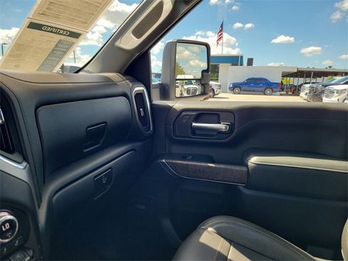 Used 2023 GMC Sierra 3500 Denali w/ Denali Ultimate Package image 31
