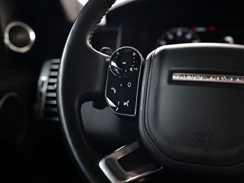 Used 2022 Land Rover Range Rover P525 Westminster Edition image 40