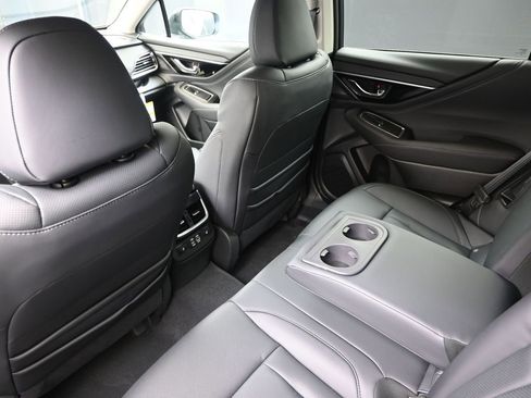 Certified 2025 Subaru Outback Touring XT image 18