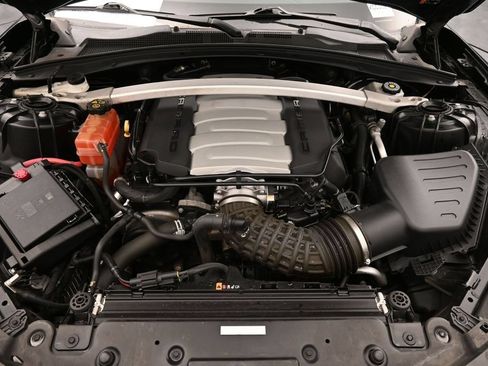 Used 2019 Chevrolet Camaro SS RWD image 32