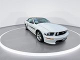 Used 2008 Ford Mustang GT Premium image 2