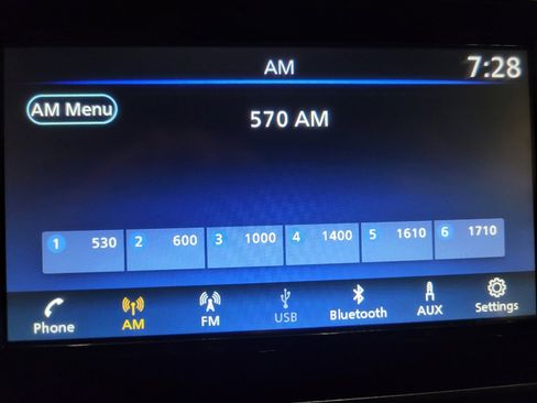 Used 2025 Nissan Versa SV w/ Trunk Package FWD image 25