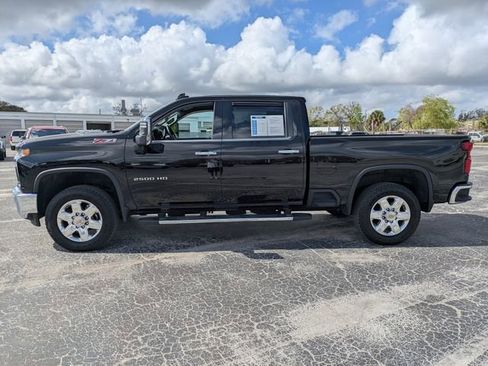 Used 2023 Chevrolet Silverado 2500 LTZ w/ LTZ Convenience Package image 4