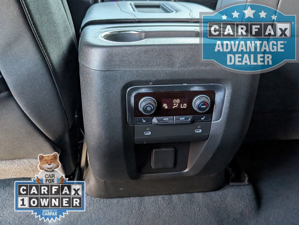 Used 2024 Chevrolet Suburban High Country AWD/4WD image 23
