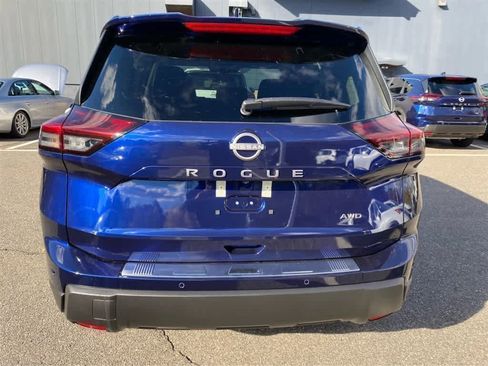 New 2026 Nissan Rogue SV w/ Cold Weather Package image 5