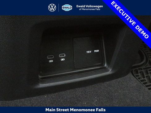 New 2025 Volkswagen Atlas Cross Sport SEL R-Line image 43