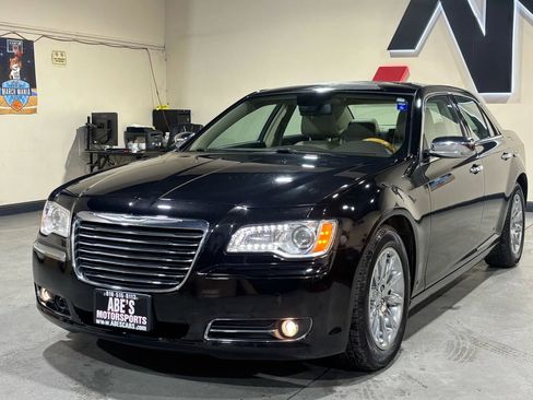 Used 2013 Chrysler 300 C w/ Beats Audio Group image 1