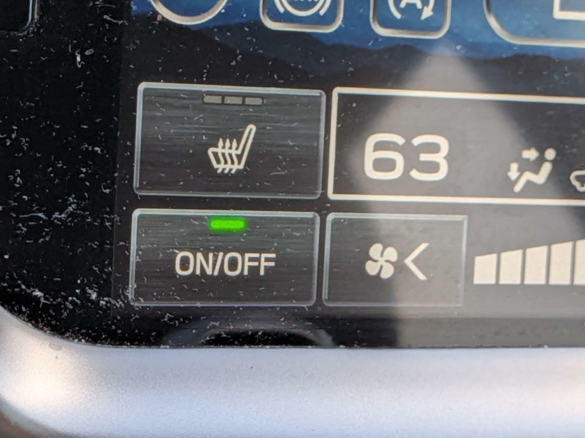 Used 2024 Subaru Outback Premium AWD/4WD image 18