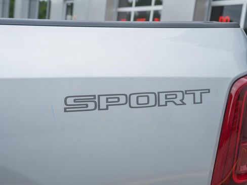 New 2026 RAM 2500 Laramie AWD/4WD image 25