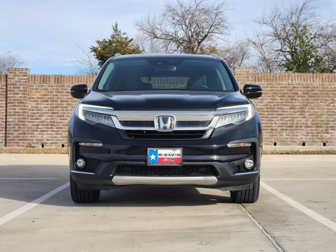 Used 2021 Honda Pilot Touring image 2