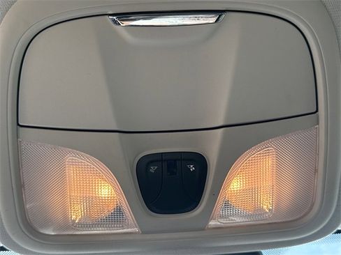 Used 2021 Jeep Cherokee Latitude Plus image 26