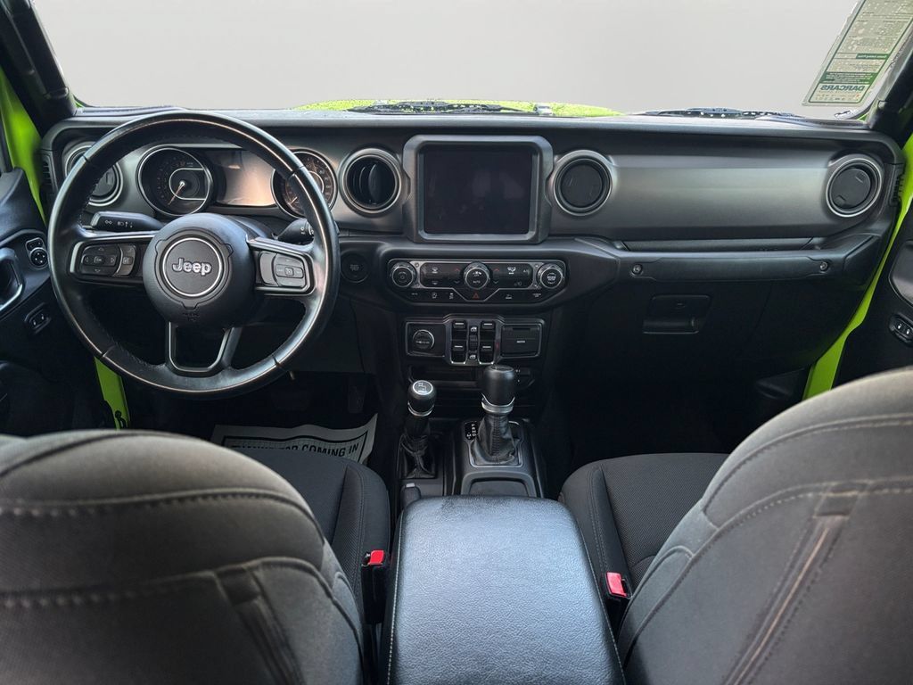 Used 2021 Jeep Gladiator Sport AWD/4WD image 17