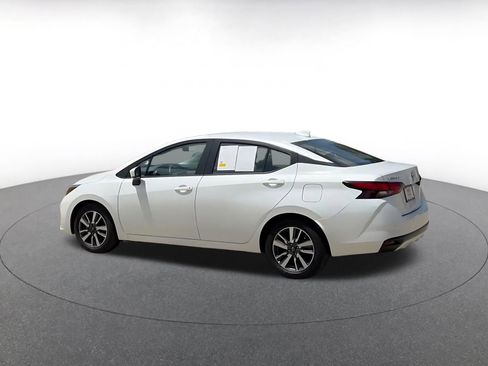 Used 2025 Nissan Versa SV FWD image 10
