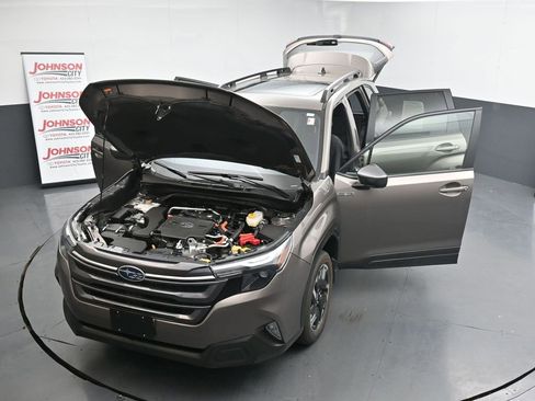 Used 2025 Subaru Forester Premium w/ Protection Package (1PH) image 26