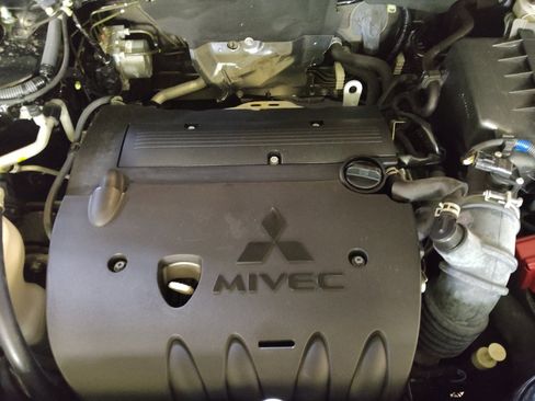 Used 2021 Mitsubishi Outlander Sport SE FWD image 30