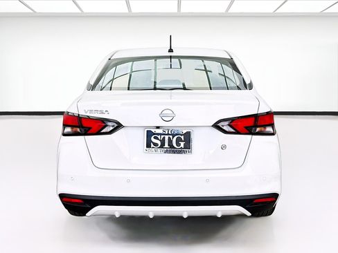 Used 2024 Nissan Versa S w/ Trunk Package image 5