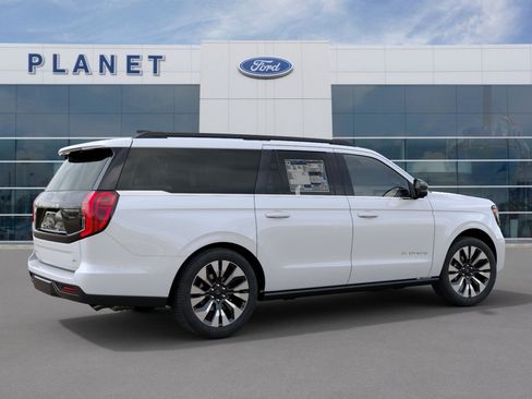 New 2027 Ford Expedition Max Platinum w/ Driver's Package RWD image 7
