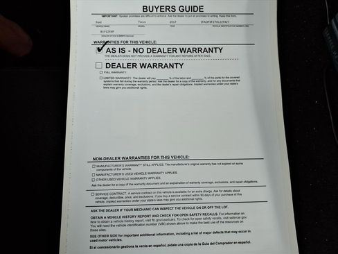 Used 2017 Ford Focus SE image 35