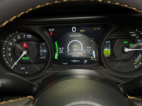 Used 2024 Jeep Wrangler Unlimited AWD/4WD image 19