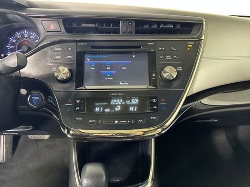 Used 2015 Toyota Avalon XLE Premium image 21