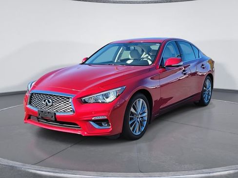 Used 2022 INFINITI Q50 Luxe w/ Cargo Package image 2